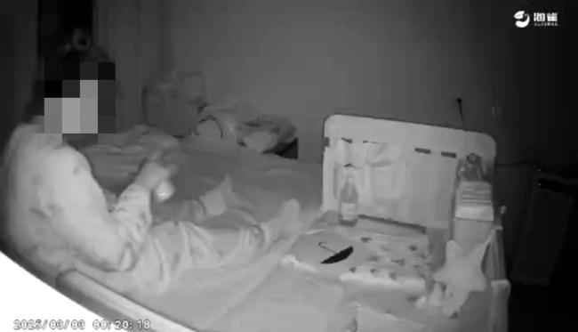 宝妈花48万请21岁月嫂 看监控崩溃 月嫂猛烈摇晃婴儿(图1)